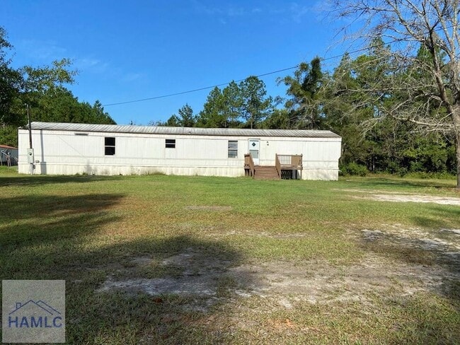 property at 260 Ed Powers Blvd