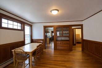 23 Menotomy Rd in Arlington, MA - Building Photo - Building Photo