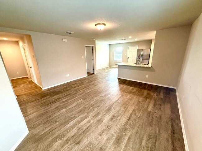 7614 Crestway Ridge in San Antonio, TX - Building Photo - Building Photo