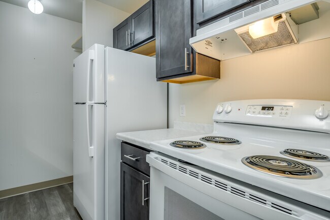 Springdale in Waukesha, WI - Foto de edificio - Interior Photo