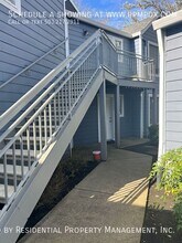 17618 NW Springville Rd in Portland, OR - Building Photo - Building Photo