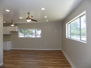 13150 Julian Ave in Lakeside, CA - Building Photo - Building Photo