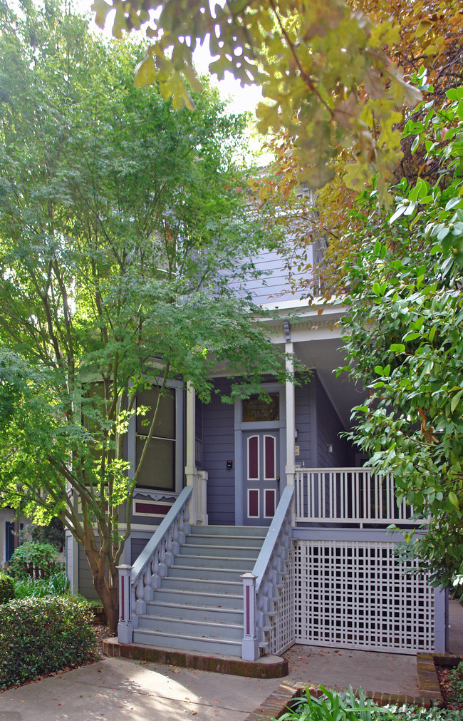 1506 O St in Sacramento, CA - Building Photo - Building Photo