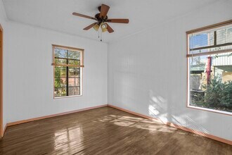 1820 Aldama St in Laredo, TX - Building Photo - Building Photo