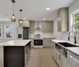 1435 Richland Rd SW in Atlanta, GA - Building Photo - Building Photo