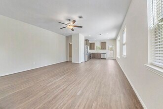 115 Silver Sky St in Conroe, TX - Building Photo - Building Photo