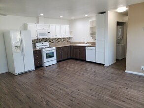 1261 Victor St in El Cajon, CA - Building Photo - Building Photo