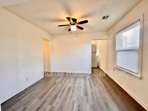 2323 Towers Ct in Oklahoma City, OK - Building Photo - Building Photo