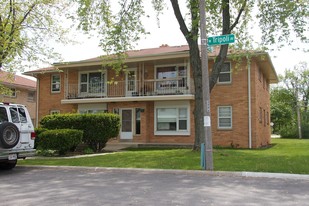 7335 W Tripoli Ave Apartamentos