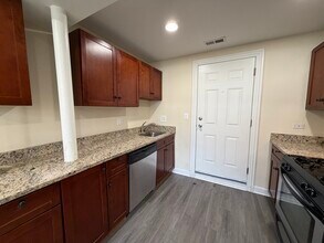 4022 N Central Park Ave, Unit GE in Chicago, IL - Foto de edificio - Building Photo