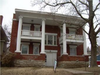 4330 Troost Ave in Kansas City, MO - Foto de edificio - Building Photo