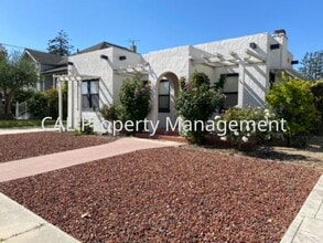 33 Harvest St in Salinas, CA - Building Photo - Building Photo