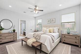 105 Logan Pass Ct in Montgomery, TX - Building Photo - Building Photo