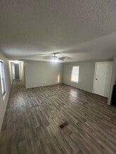 33230 Walker North Rd in Walker, LA - Foto de edificio - Building Photo