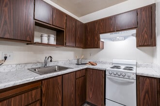 Victoria Gardens in Fremont, CA - Foto de edificio - Interior Photo