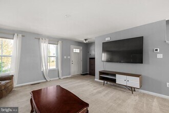 66 Shrewsbury Dr in Martinsburg, WV - Building Photo - Building Photo