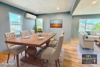 94 Alhambra Rd in Massapequa, NY - Building Photo - Building Photo