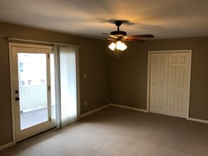 1947 E 120th St, Unit #1 in Cleveland, OH - Building Photo - Building Photo