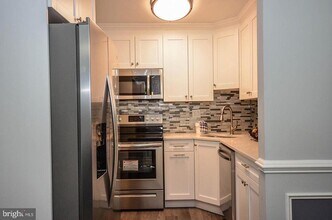 4800 Avondale Rd in Hyattsville, MD - Building Photo - Building Photo