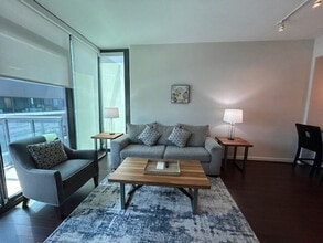 3380 Peachtree Rd NE, Unit SI ID1320717P in Atlanta, GA - Foto de edificio - Building Photo