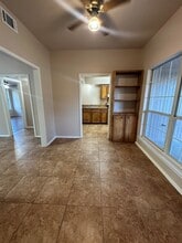 2309 S Austin St in Brenham, TX - Building Photo - Building Photo