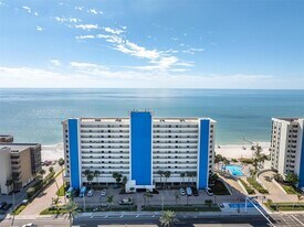 14950 Gulf Blvd in Madeira Beach, FL - Building Photo
