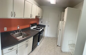 1111 University Blvd W, Unit 909A in Silver Spring, MD - Building Photo - Building Photo