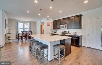 409 Boxelder Dr in Stafford, VA - Building Photo - Building Photo