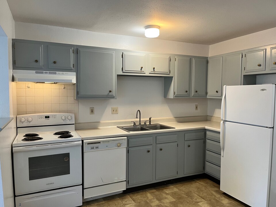 135 Popo Agie St, Unit 3 in Lander, WY - Building Photo