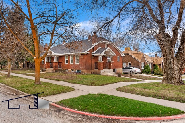 property at 2705 Polk Ave