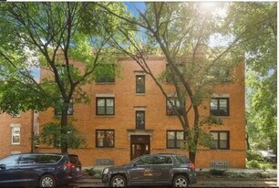 3737 N Leavitt St, Unit 3N in Chicago, IL - Building Photo