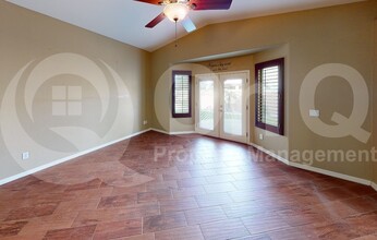 3424 E Crescent Way in Gilbert, AZ - Building Photo - Building Photo
