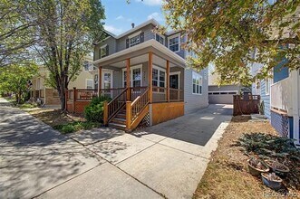 2745 Xanthia St in Denver, CO - Building Photo - Building Photo