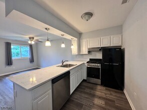 2 Gunstock Dr in Vernon, NJ - Building Photo - Building Photo