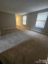 10913 Magenta Ln in Charlotte, NC - Foto de edificio - Building Photo