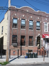 256 Atkins Ave in Brooklyn, NY - Foto de edificio - Building Photo