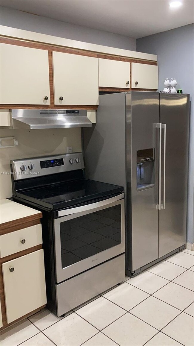 property at 2102 SW 106th Ct