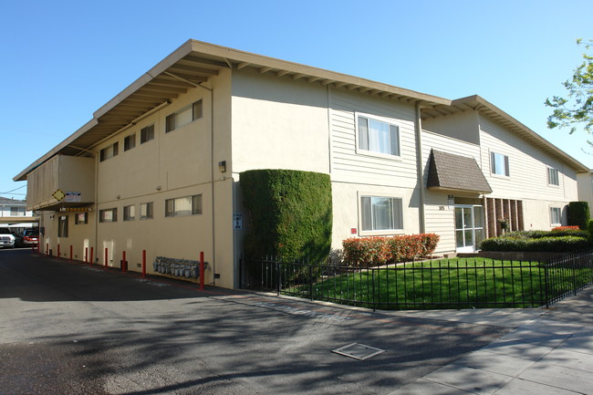 3175 Cadillac Dr in San Jose, CA - Foto de edificio - Building Photo