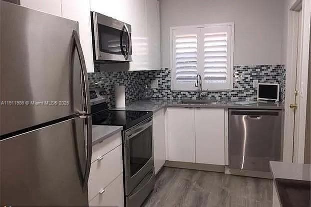 property at 1752 NW 3rd Terrace