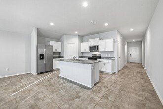 549 Bronze Cir E in Springtown, TX - Building Photo - Building Photo