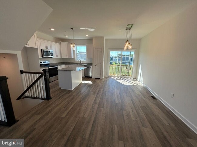 property at 364 Avon Dr