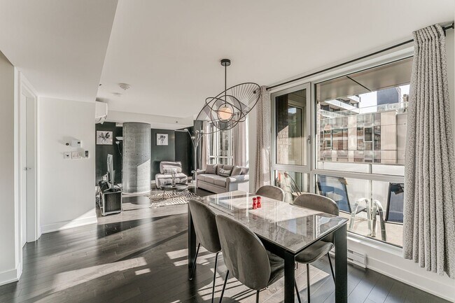 1211 Drummond St in Montréal, QC - Building Photo - Building Photo