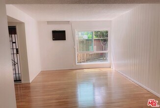 3200 S Sepulveda Blvd in Los Angeles, CA - Building Photo - Building Photo