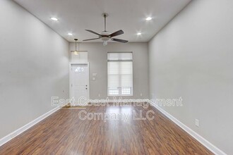 2106 N Pulaski St in Baltimore, MD - Building Photo - Building Photo