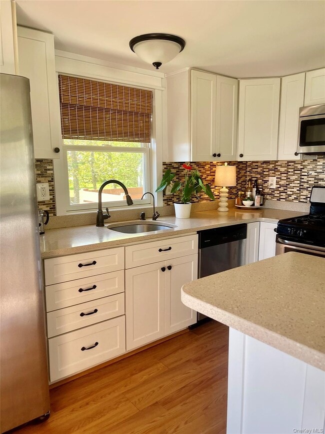 57 Nash Ave in Flanders, NY - Building Photo - Building Photo