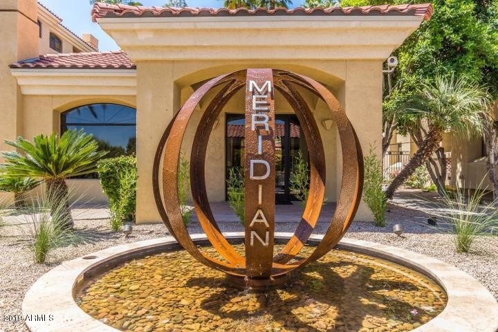 5104 N 32nd St-Unit -321 in Phoenix, AZ - Foto de edificio