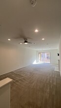 843 E Mountain Way in Azusa, CA - Building Photo - Building Photo