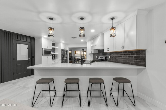 3938 E Cheery Lynn Rd in Phoenix, AZ - Foto de edificio - Building Photo