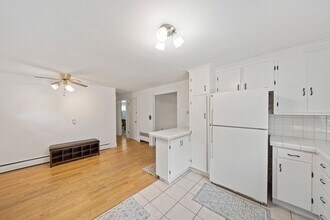 585 Washington St in Franklin, MA - Building Photo - Building Photo