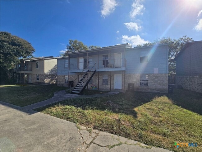 property at 2004 Cedarhill Dr